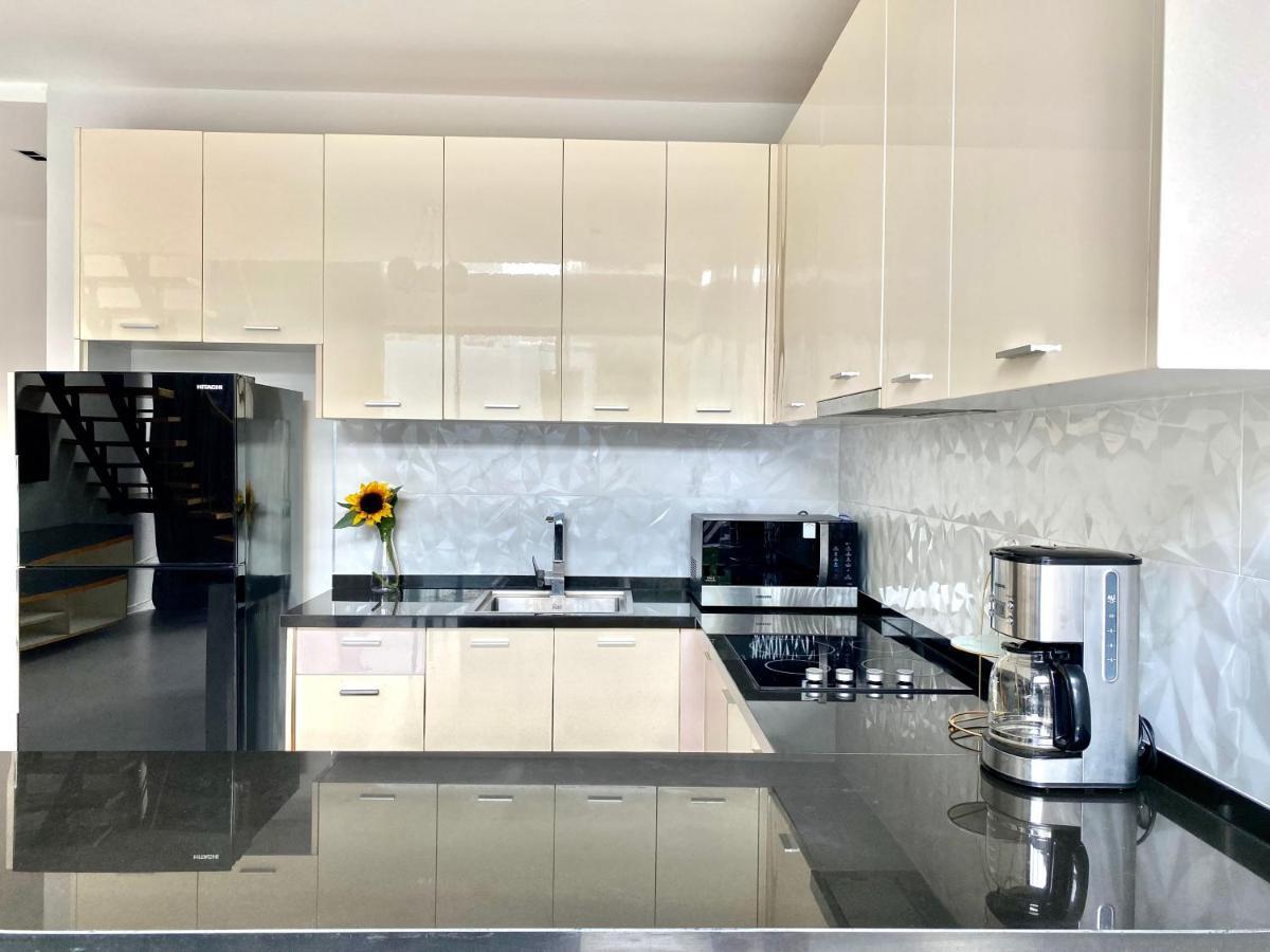 Icon Park Phuket Condo Luaran gambar