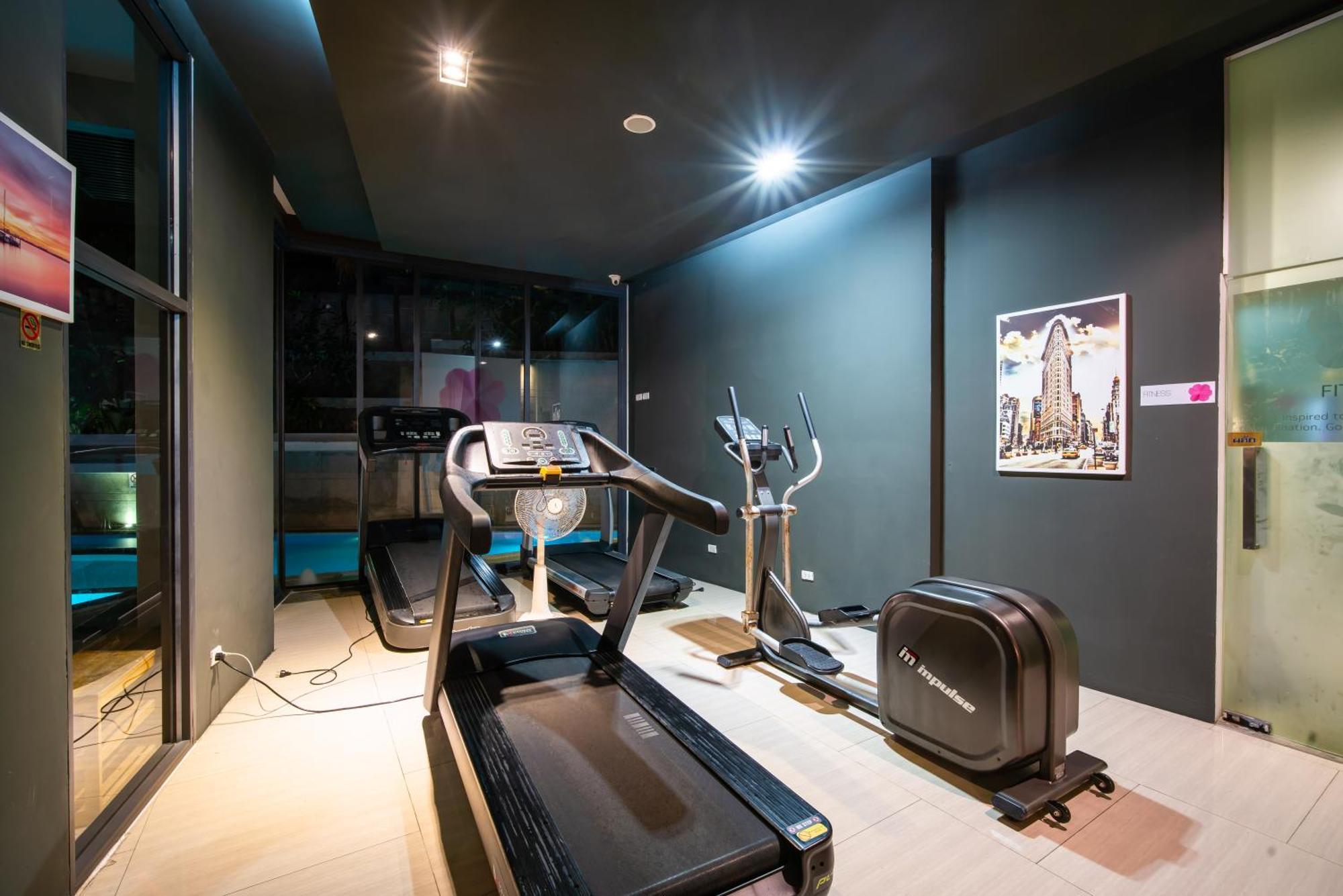 Icon Park Phuket Condo Luaran gambar